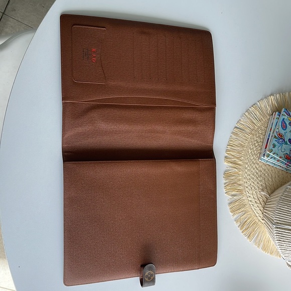 Louis Vuitton Compendium A4 Business Folder - Picture 2 of 8